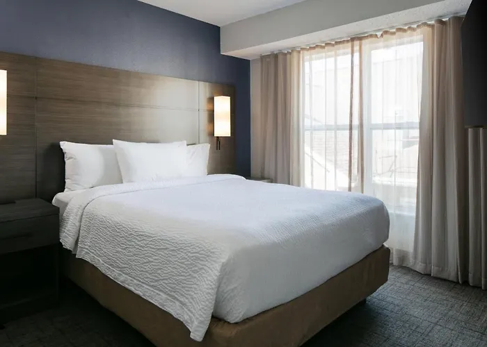 By Marriott South Hotel 3*