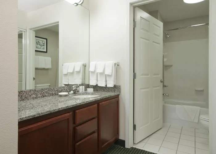 By Marriott South Hotel Tulsa