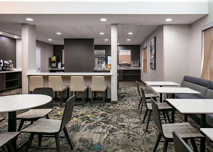 By Marriott South Hotel Tulsa
